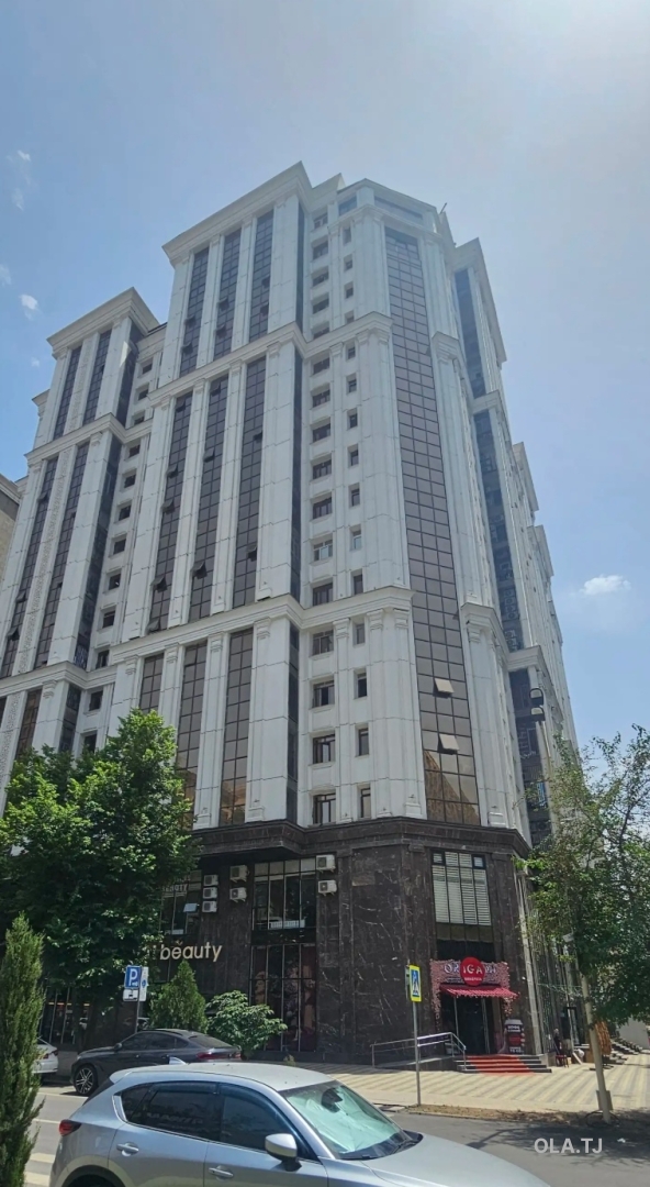 Офис на продажу, В бизнес-центре, 250 м²