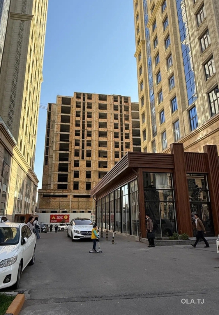 3 комнатная квартира, 13 этаж, 139 м²