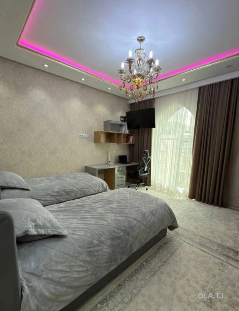 3 комнатная квартира, 14 этаж, 104 м²