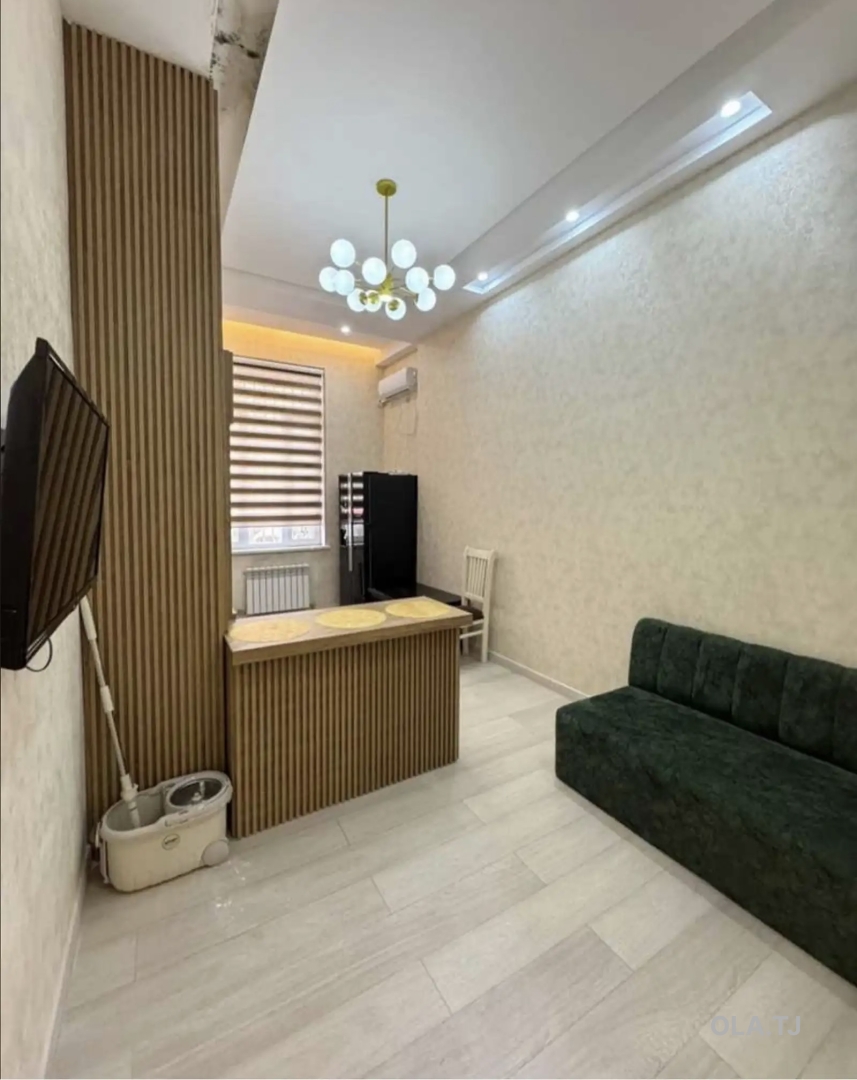 3 комнатная квартира, 2 этаж, 120 м²