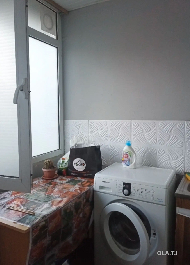 Комната в 2 комнатной квартире, 1/,
