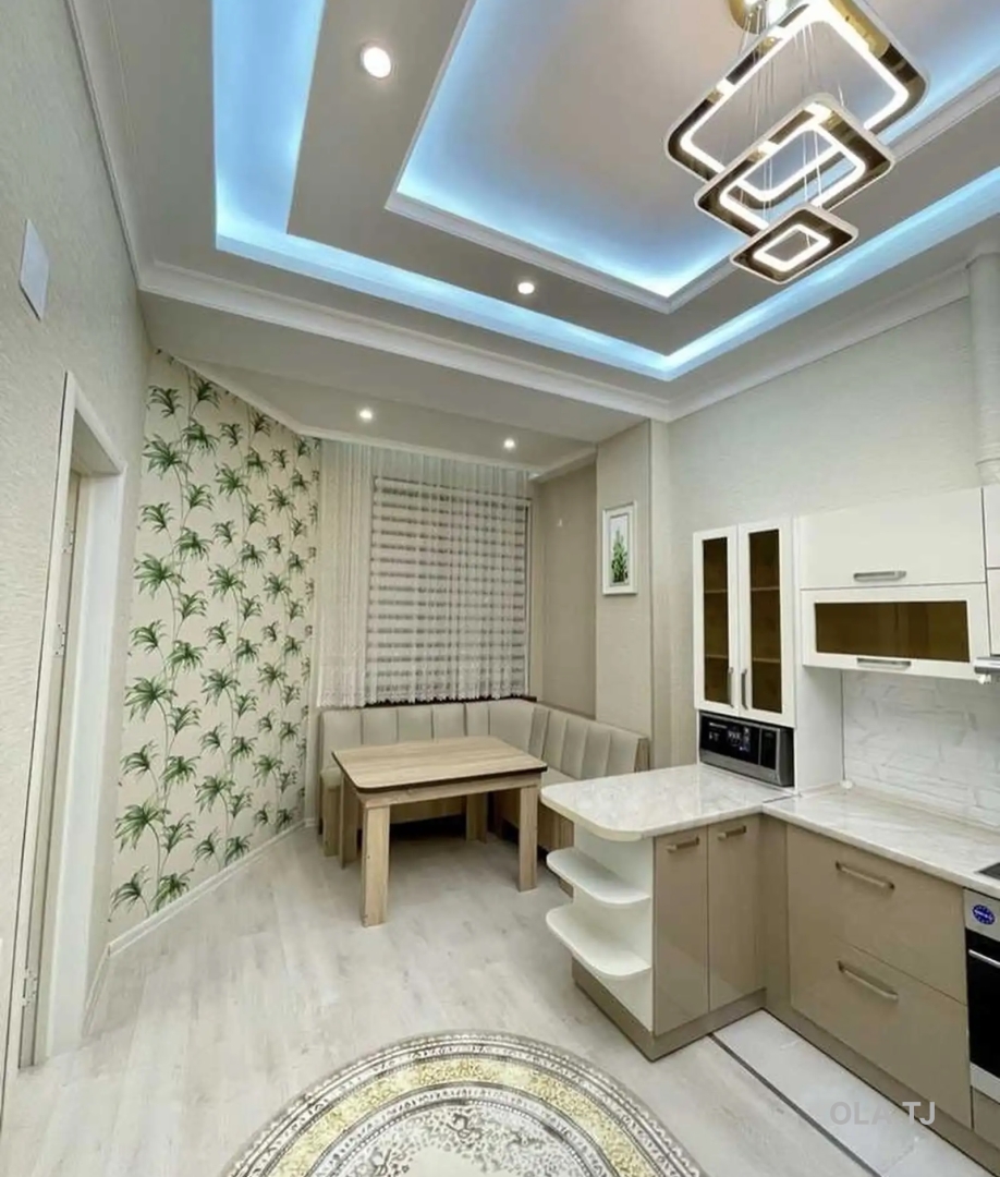 3 комнатная квартира, 5 этаж, 105 м²