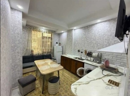 3 комнатная квартира, 1 этаж, 76 м²