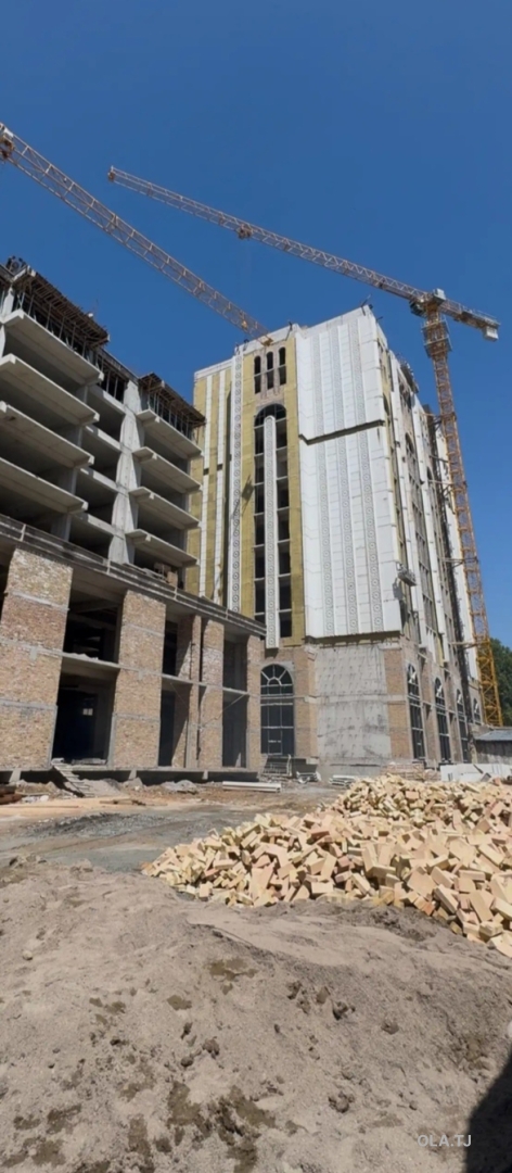 4 комнатная квартира, 10, 183 м²