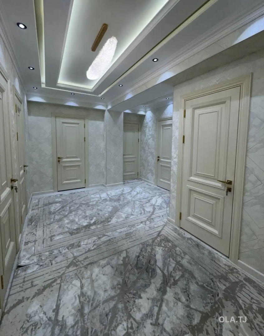 3 комнатная квартира, 3 этаж, 125 м²