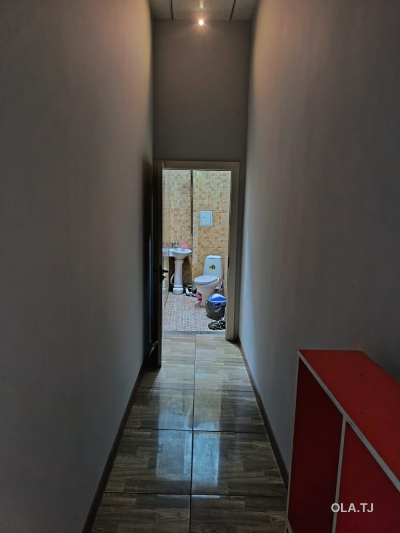 Офис в аренду, В жилом доме, 130 м²