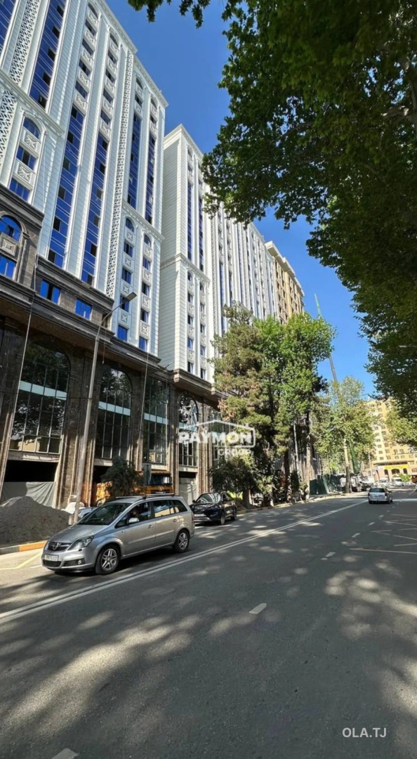 3 комнатная квартира, 13 этаж, 141 м²