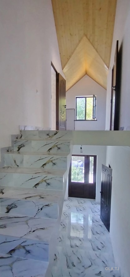 Дом (хавли), 8 комнат, 3 эт