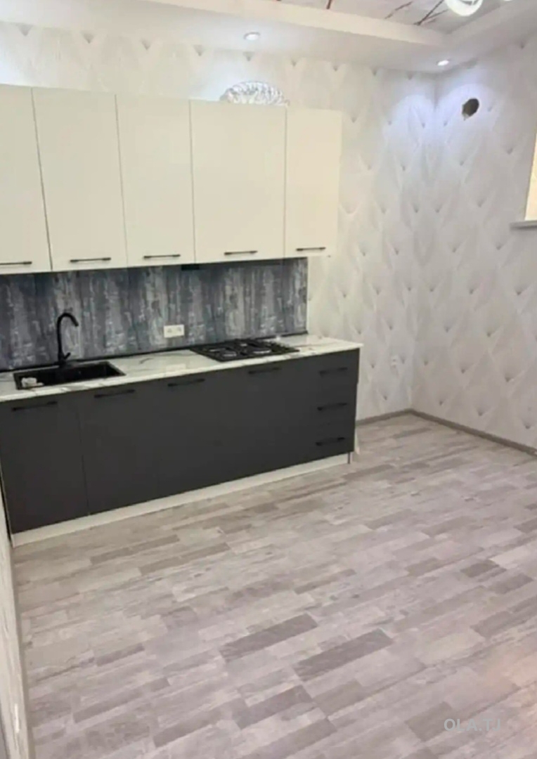 1 комнатная квартира, Цокольный этаж, 40 м²