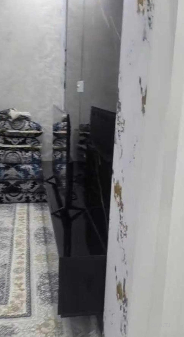 6 комнатная квартира, 1 этаж, 230 м²