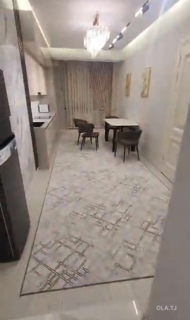 3 комнатная квартира, 7 этаж, 93 м²
