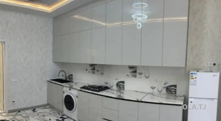 Комната в 2 комнатной квартире, 8/,