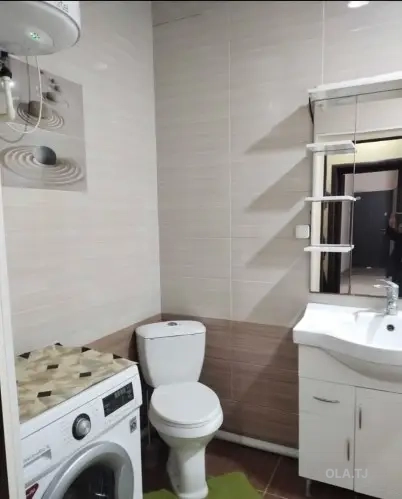 3 комнатная квартира, 2 этаж, 100 м²