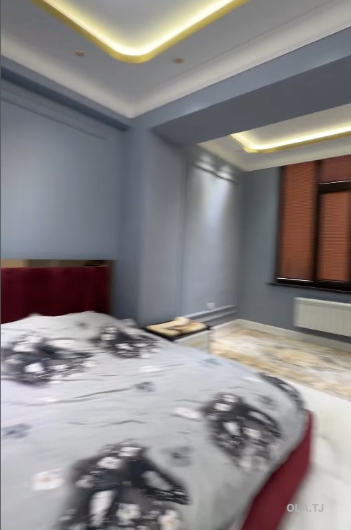 4 комнатная квартира, 8, 132 м²