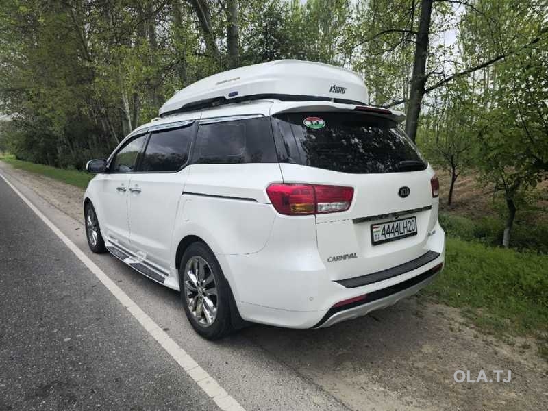 Kia Carnival,  2017