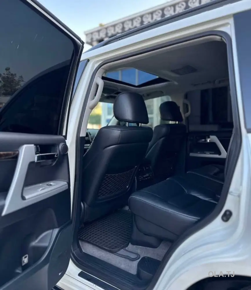 Toyota Land Cruiser,  2014