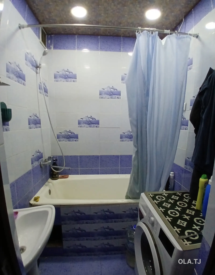 3 комнатная квартира, 14 этаж, 70 м²