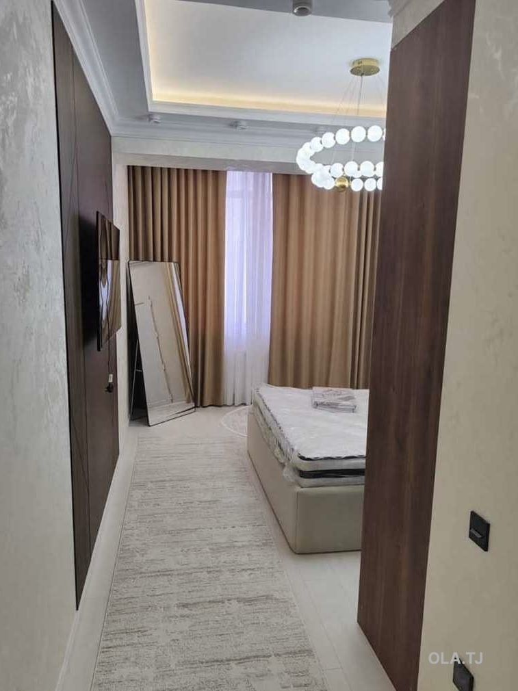 2 комнатная квартира, 8 этаж, 110 м²