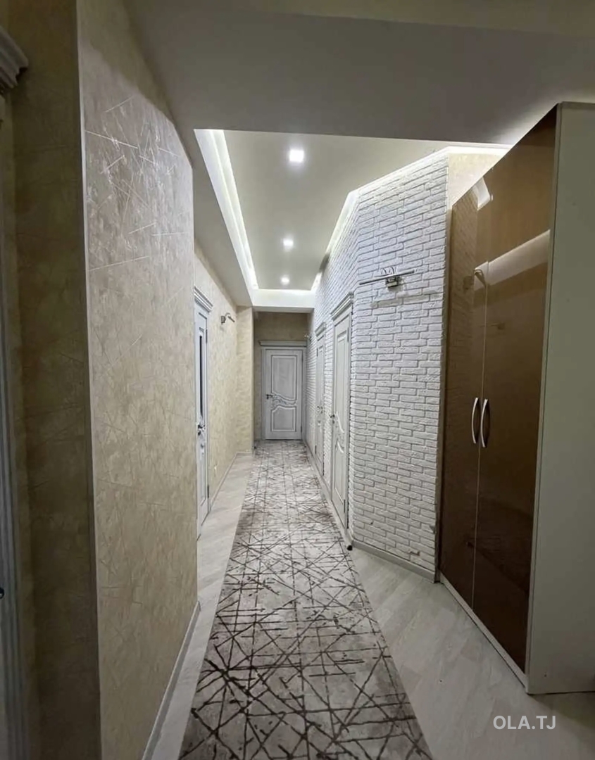 3 комнатная квартира, 11 этаж, 100 м²