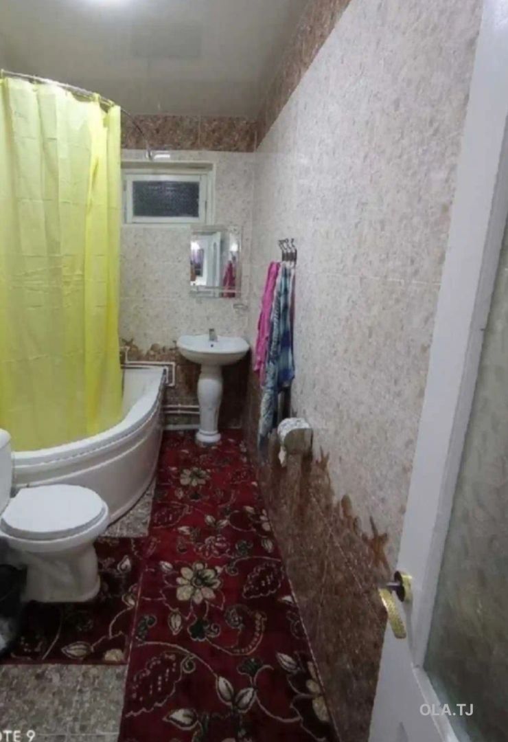 4 комнатная квартира, 1 этаж, 130 м²