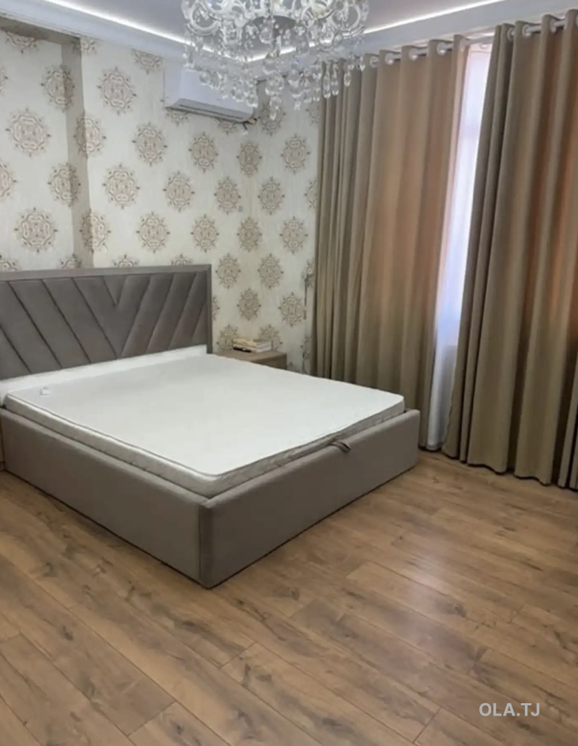 3 комнатная квартира, 4 этаж, 137 м²