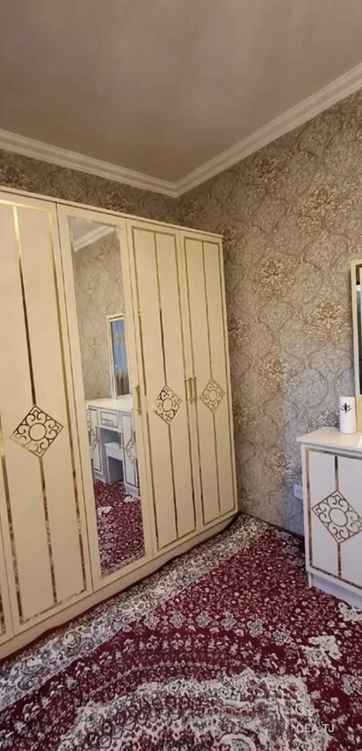 3 комнатная квартира, 2 этаж, 86 м²
