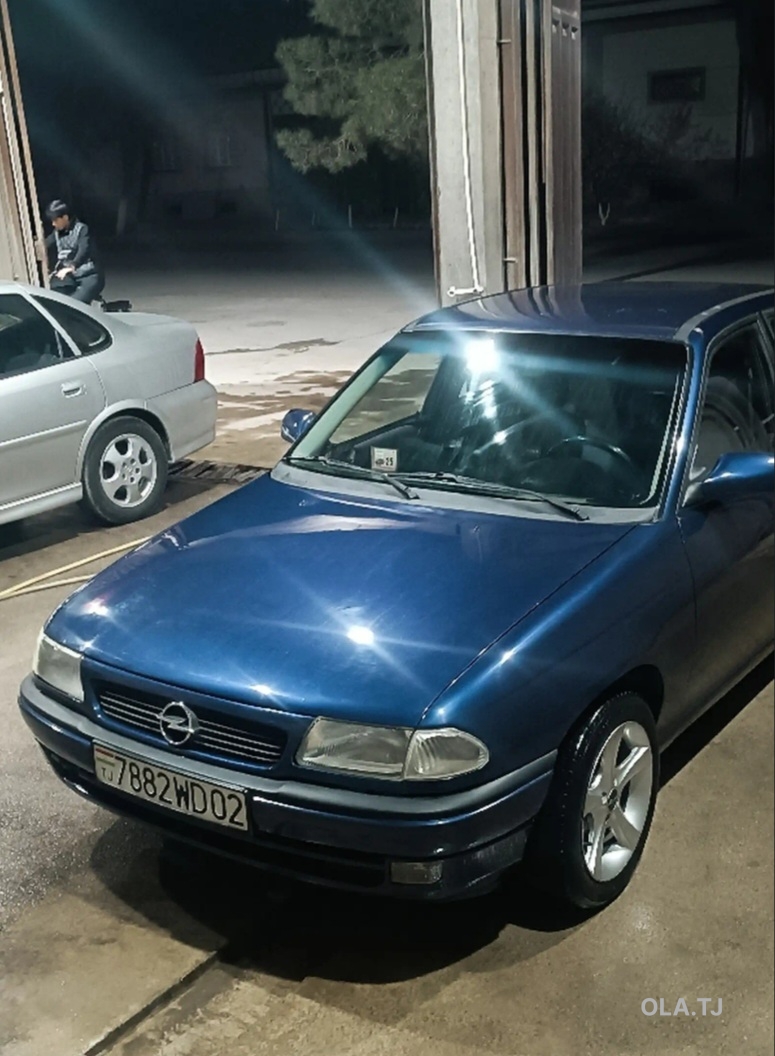 Opel Astra F,  1996