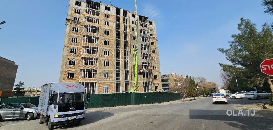 4 комнатная квартира, 3, 184 м²