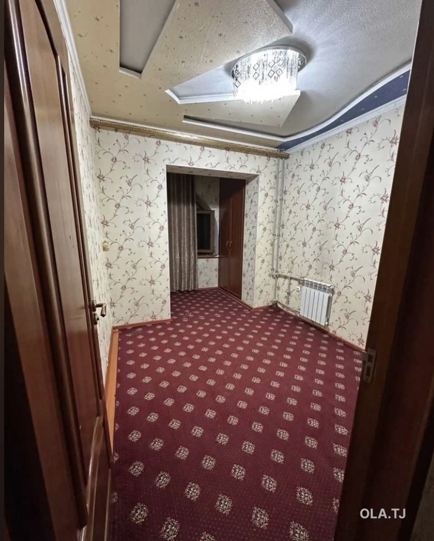 5 комнатная квартира, 3 этаж, 120 м²
