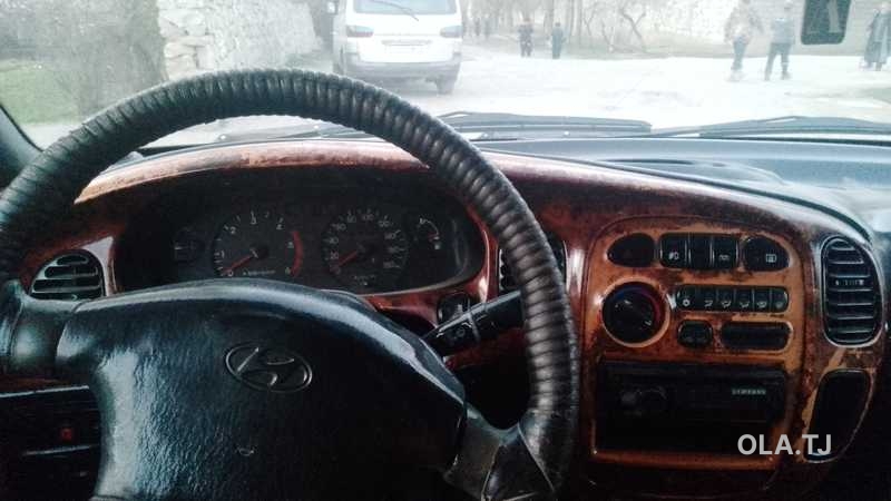 Микроавтобус Hyundai Starex, 2000