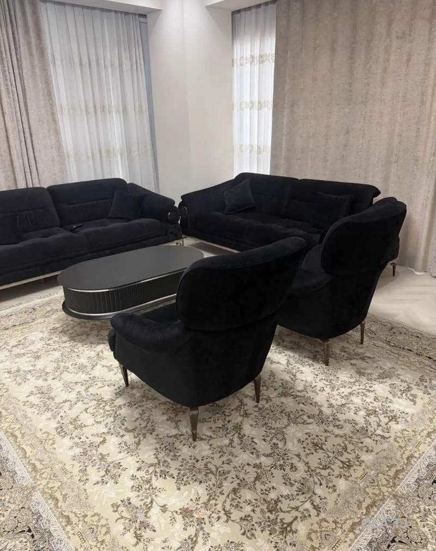 5 комнатная квартира, 4 этаж, 220 м²