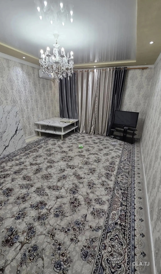 3 комнатная квартира, 1 этаж, 120 м²