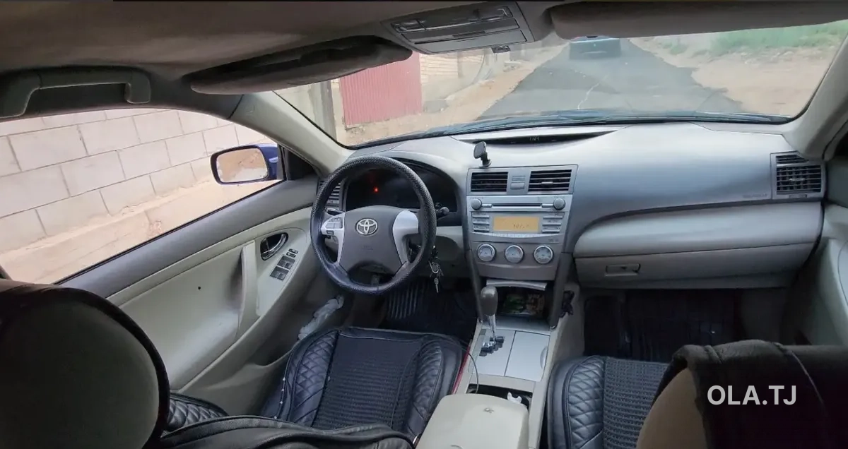 Toyota Camry,  2011