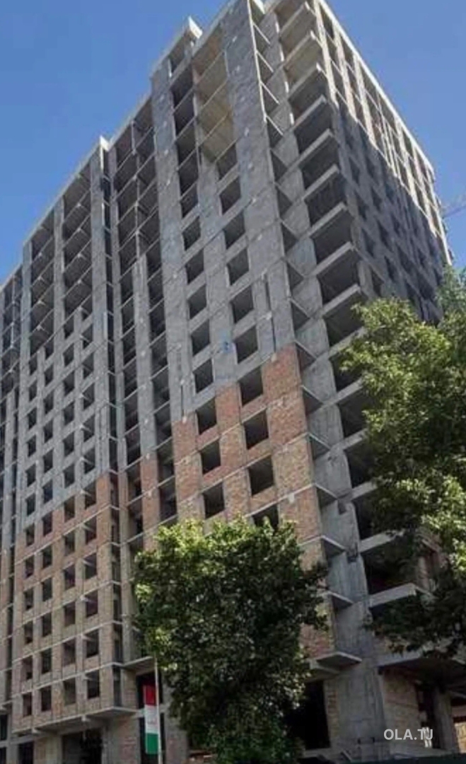 3 комнатная квартира, 8 этаж, 120 м²