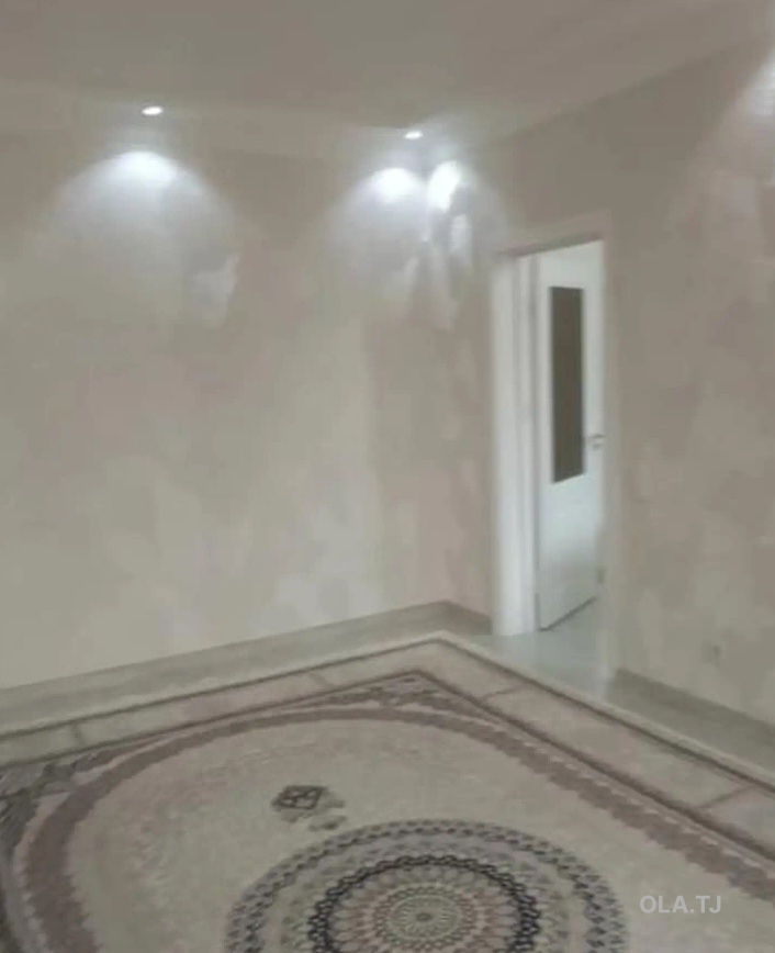 6 комнатная квартира, 3 этаж, 250 м²