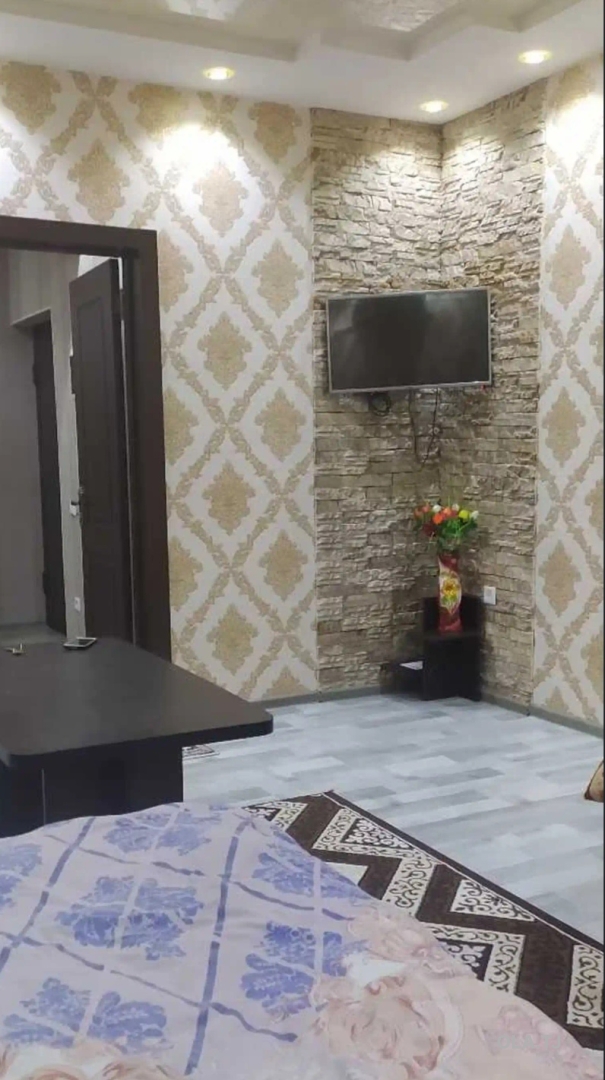2 комнатная квартира, Цокольный этаж, 54 м²