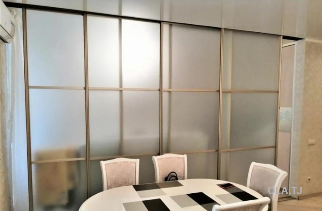 2 комнатная квартира, 8 этаж, 89 м²