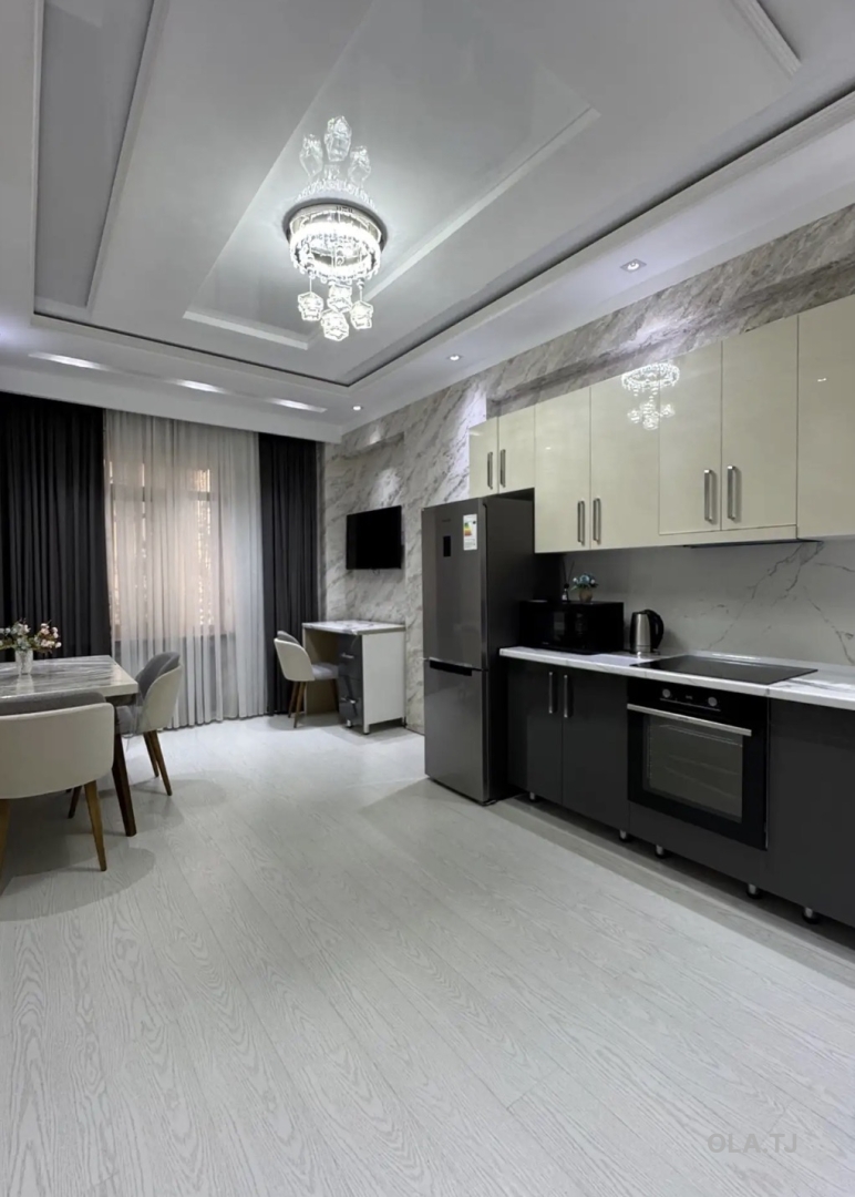 2 комнатная квартира, 8 этаж, 95 м²