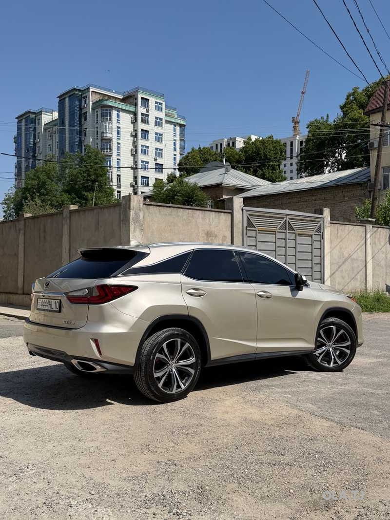 Lexus RX,  2017