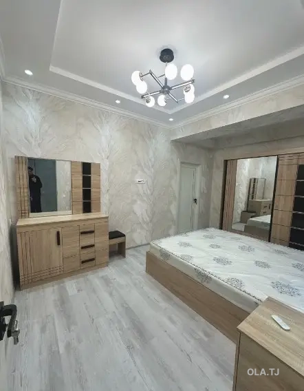 3 комнатная квартира, 2 этаж, 80 м²