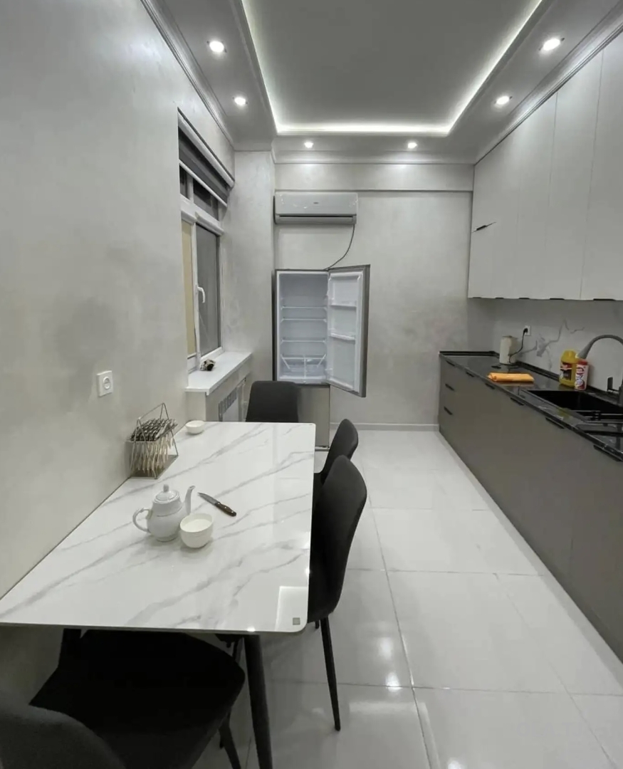 3 комнатная квартира, 3 этаж, 100 м²