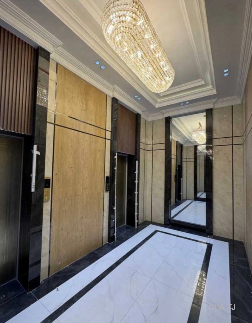 4 комнатная квартира, 16, 165 м²