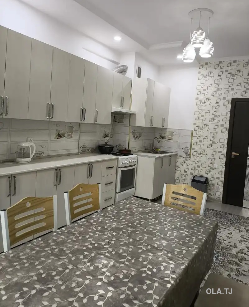 3 комнатная квартира, 6 этаж, 85 м²