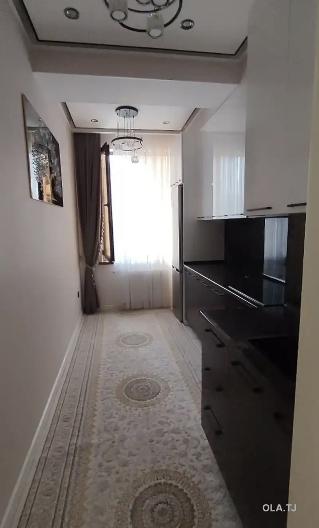 3 комнатная квартира, 8 этаж, 80 м²