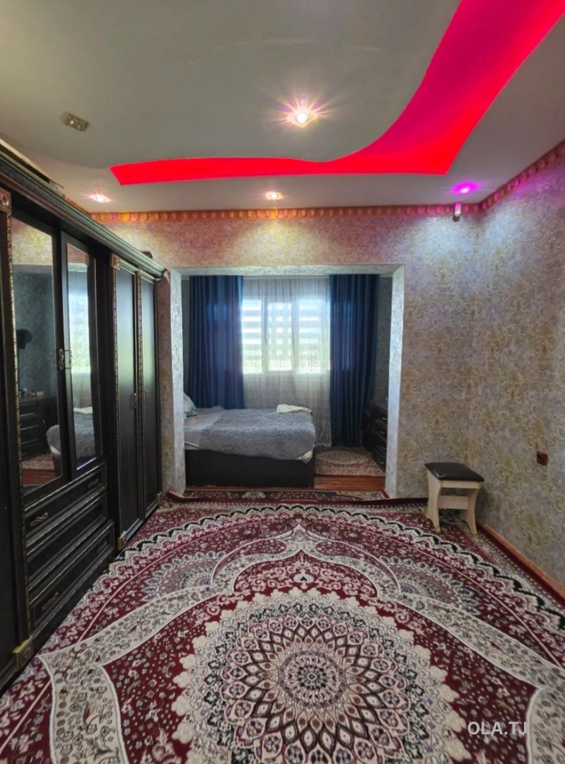 4 комнатная квартира, 7, 156 м²