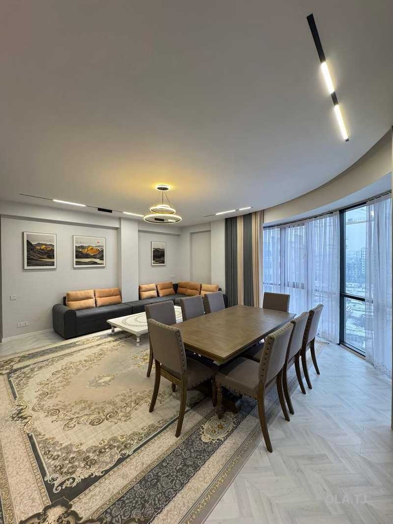3 комнатная квартира, 11 этаж, 135 м²