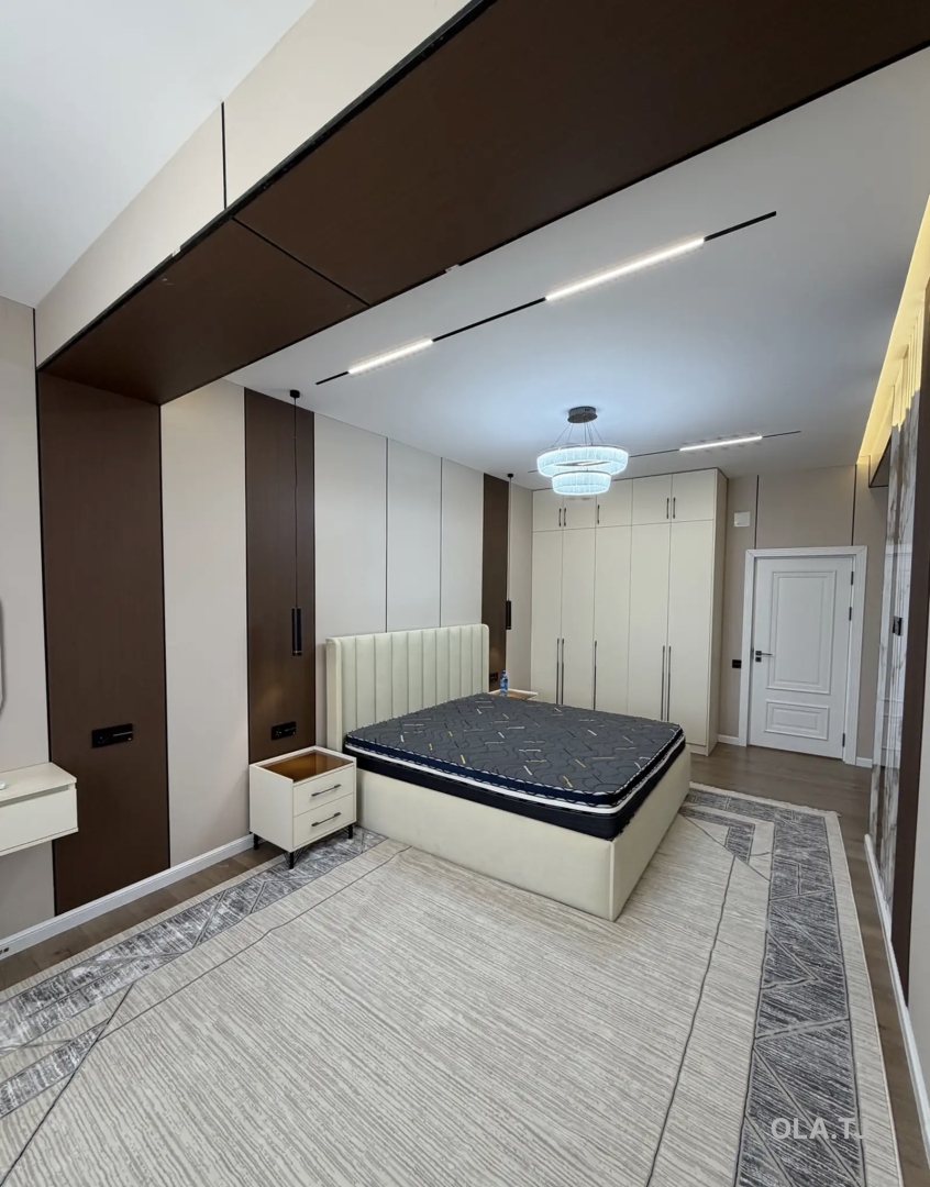 3 комнатная квартира, 14 этаж, 140 м²