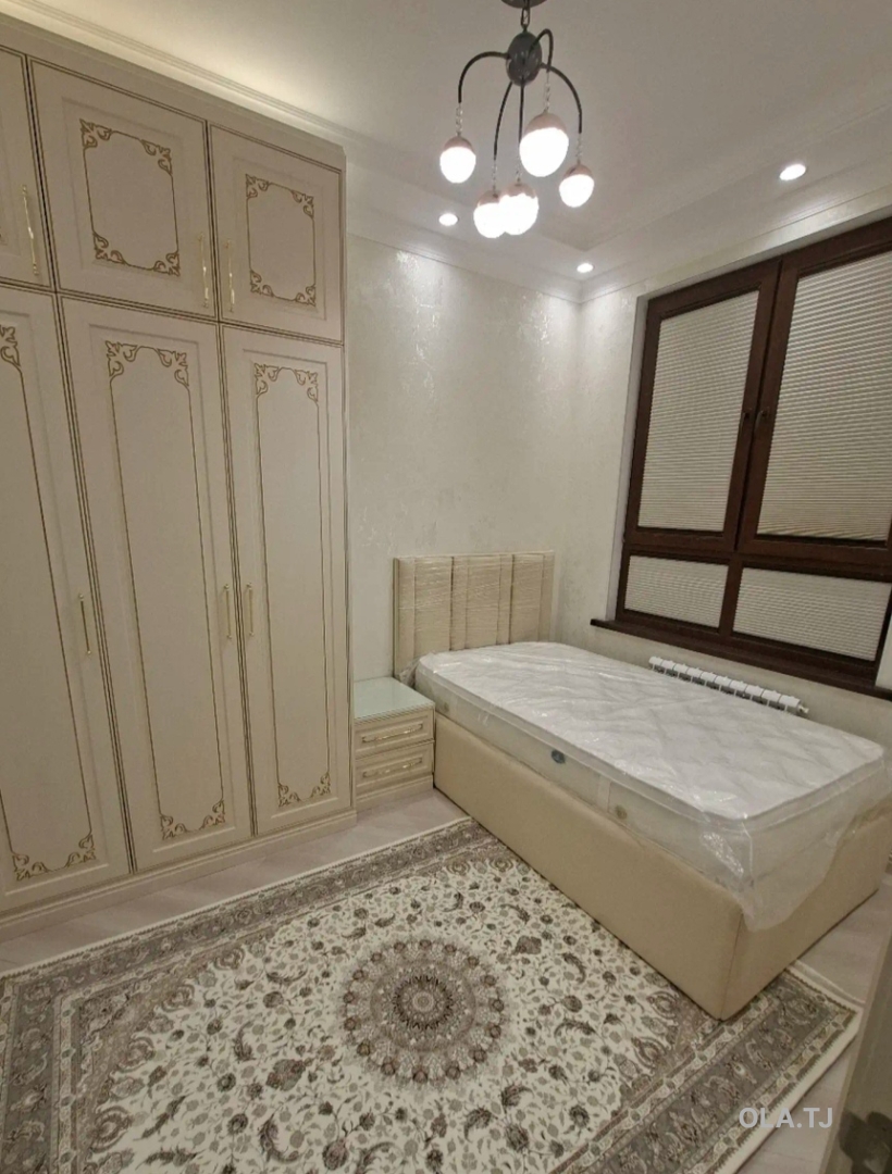6 комнатная квартира, 8 этаж, 190 м²