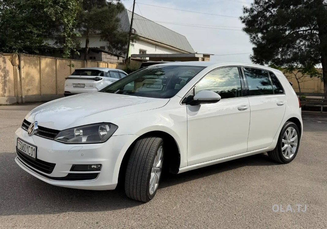 Volkswagen Golf,  2014