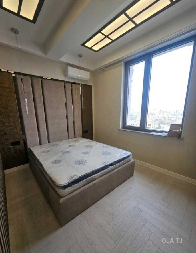 1 комнатная квартира,  этаж,